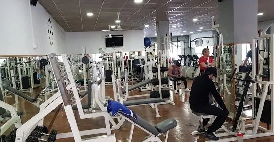 Club de Salud Gimnasio Imagen en Granada