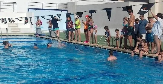 Piscina municipal de Muro en Muro