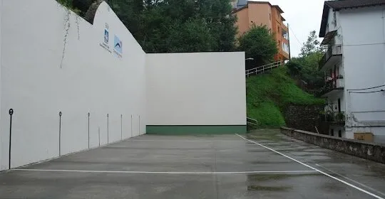 Lizarriturri Pilotalekua en Donostia / San Sebastián