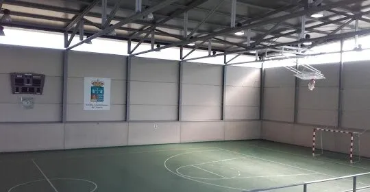 Polideportivo José Martinez "Botón" en Lugo de Llanera
