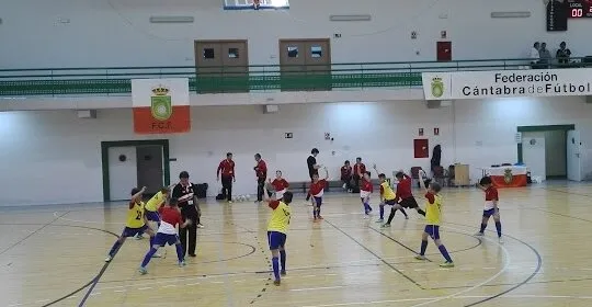 Polideportivo Enrique Tagle en Camargo