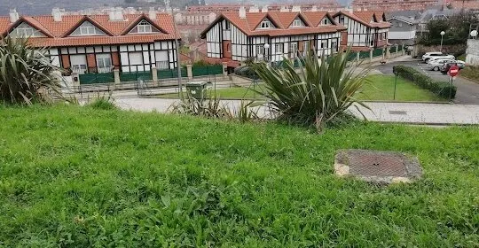 Frontón Sanfuentes Pilotalekua en Portugalete