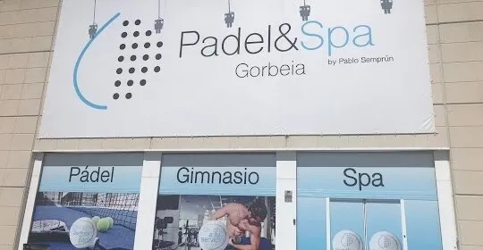 Gorbeia Pádel&Spa en Vitoria / Gasteiz