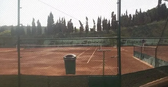 tennis academy el cortijo club de campo en Telde