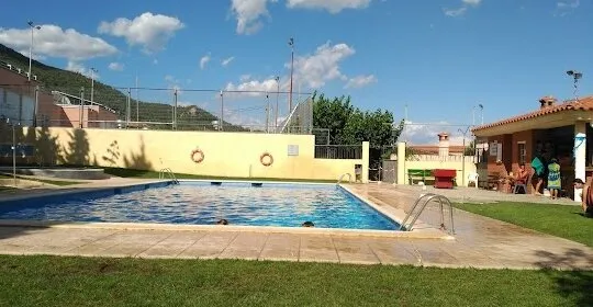 Piscina Municipal Figuerola del Camp en Figuerola del camp