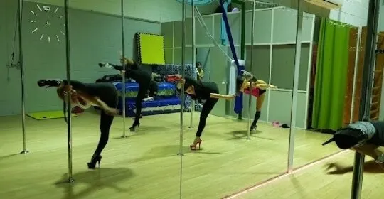 Shushu Pole Fitness en Sevilla