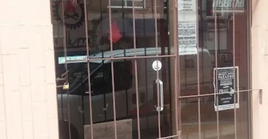 Gimnasio Popular "Ochobre" en Gijón