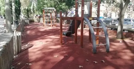 Patio de recreo(Rambla de Prim) en Barcelona