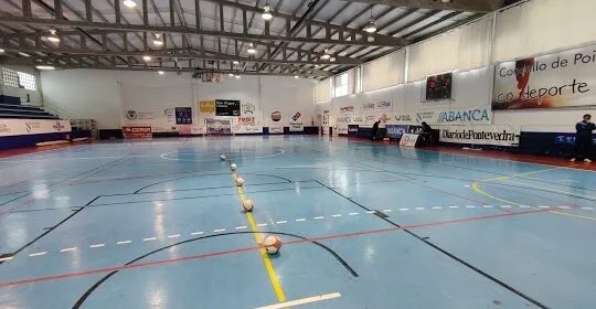 Polideportivo Municipal Poio en Poio