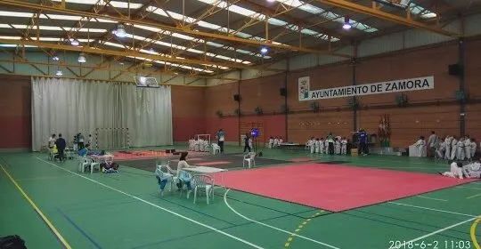 Polideportivo Manuel Camba Zamora en Zamora