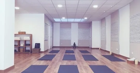 Amaluna Yoga Roses en Roses