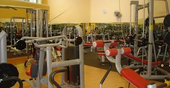 D&D GIMNASIO AEROPUERTO en Redondela