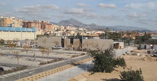 Centro Deportivo UMH San Juan en San Juan de Alicante