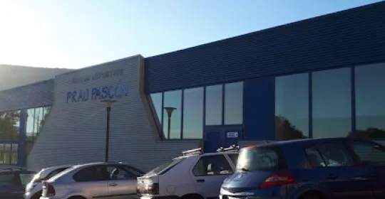 Centro deportivo PRAU PASCÓN en Tineo