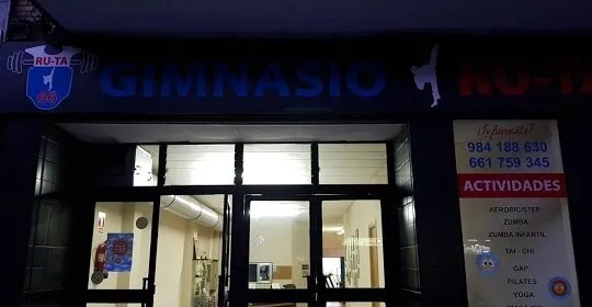 Gimnasio Ru-Ta 66 en Lugones