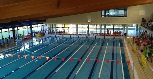 Piscinas Climatizadas Almeriz en Huesca