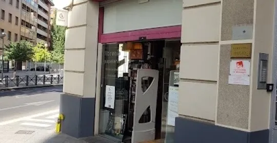 Librería Santos Ochoa Huesca en Huesca