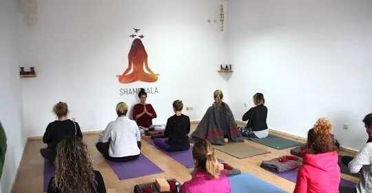 Shambhala Yoga Vejer - gimnasio en Vejer de la Frontera