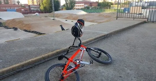 Circuito de bicicletas BMX - gimnasio en Badajoz