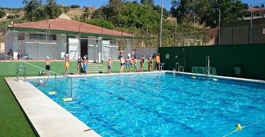 piscina municipal de monda - gimnasio en Monda
