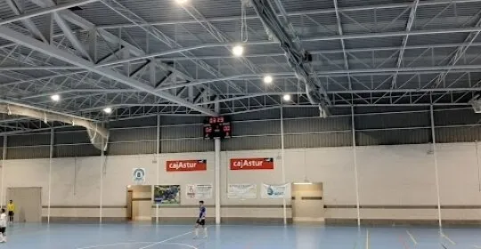 Polideportivo Juan Puerta Valiente - gimnasio en Infiesto