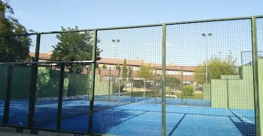 Pistas Tenis y Pádel Alovera - gimnasio en Alovera