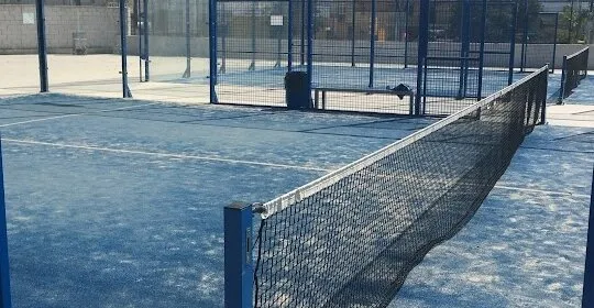 Pistas de Padel, Tenis y Fútbol 7 Colegio Europa - gimnasio en Málaga