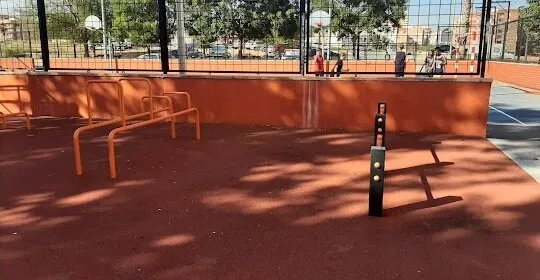 Parque barras Streetworkout - gimnasio en Valencia