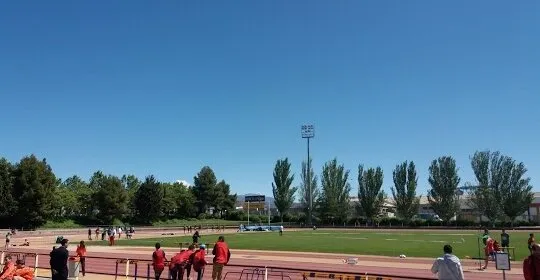 Ciudad Deportiva José María Escriche - gimnasio en Huesca