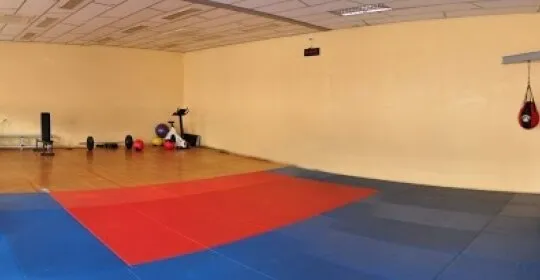 Gimnàs Pantiquet Club Esportiu - gimnasio en Mollet del Vallès