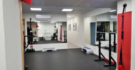 Entrenador Personal Fitness D10 Fisioterapia - gimnasio en Madrid